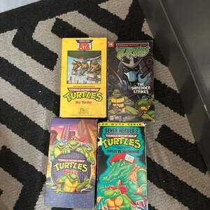 Teenage Mutant Ninja Turtles VHS combo